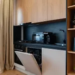 The Velvet Glow By Blvd 63b3 - Free Parking Apartment *