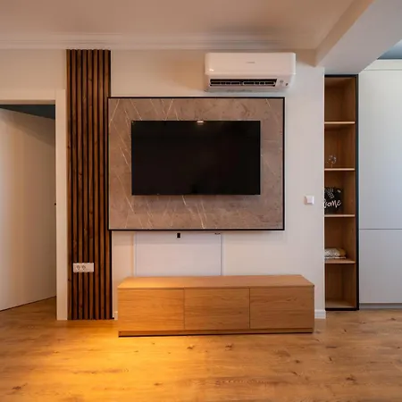 The Velvet Glow By Blvd 63b3 - Warm Modern With Elegant Design Appartement Boekarest