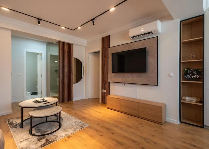 The Velvet Glow By Blvd 63b3 - Warm Modern With Elegant Design Apartman