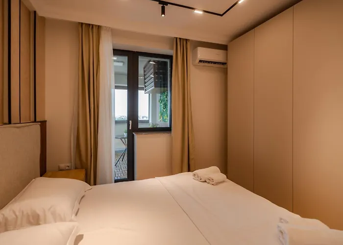 The Velvet Glow By Blvd 63b3 - Warm Modern With Elegant Design Apartament Bucureşti