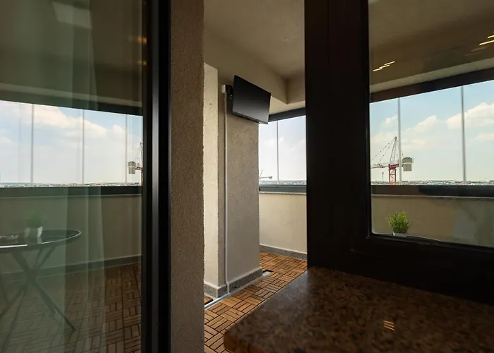 The Velvet Glow By Blvd 63b3 - Warm Modern With Elegant Design Apartament