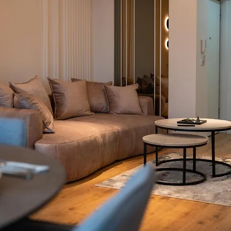 The Velvet Glow By Blvd 63b3 - Warm Modern With Elegant Design 公寓 布加勒斯特