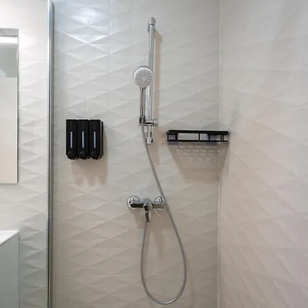 公寓 The Velvet Glow By Blvd 63b3 - Warm Modern With Elegant Design *